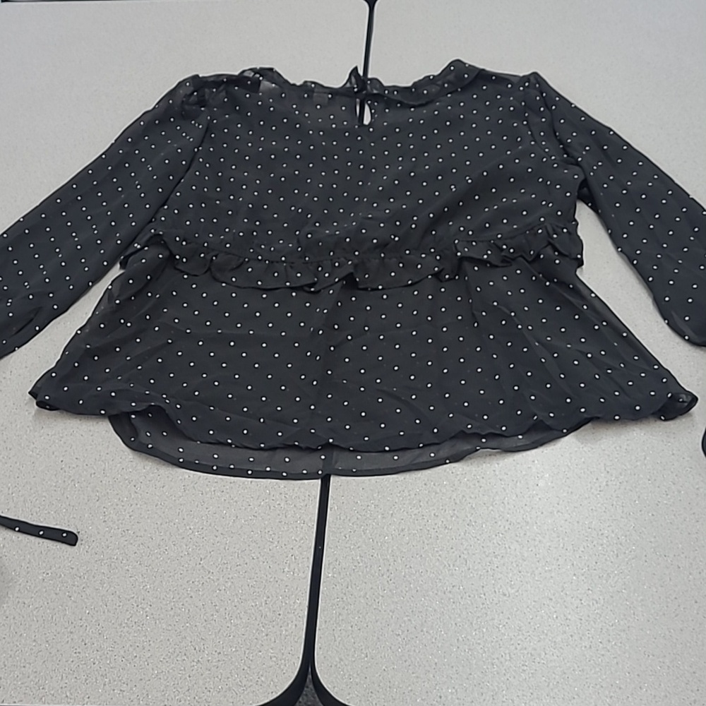 Torrid Black Polka Dot Ruffle Blouse Size 1 (1X) - Picture 9 of 9